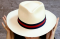 Sombreros realizados de forma artesanal en paja toquilla